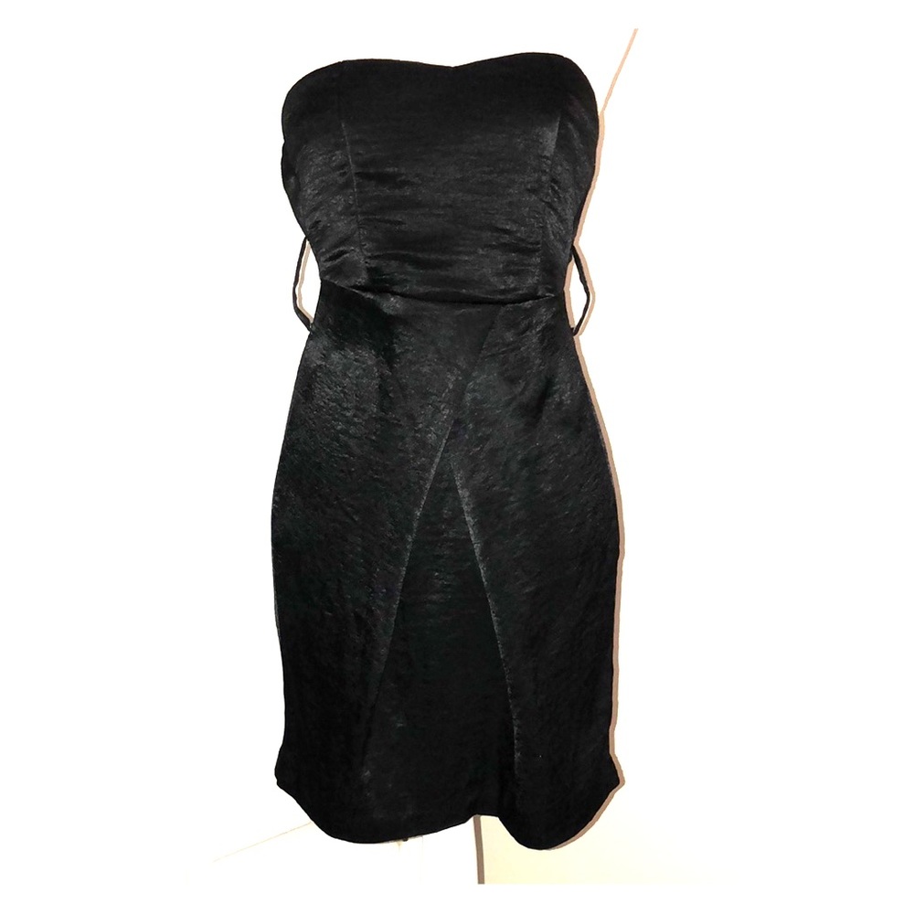 NWT Strapless cocktail dress